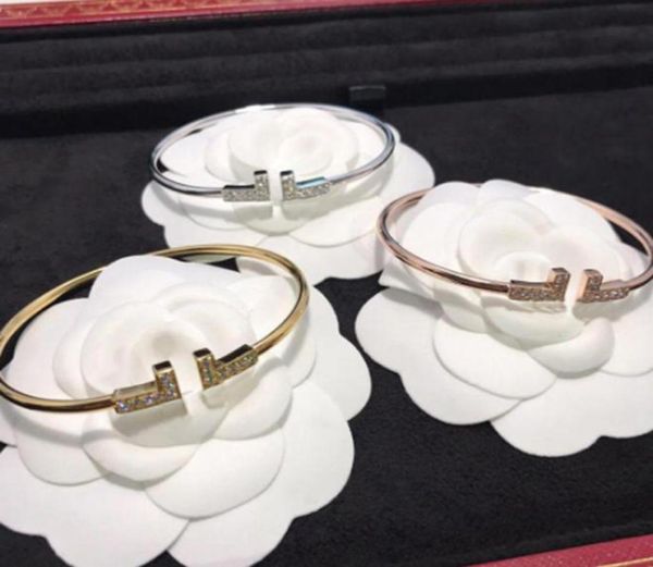 designer jewelry 316l tititanium classic bangles bracelets for lover fashion wristband wedding bangle rose gold thanksgiving day b5408512, Black
designer jewelry 316l tititanium classic bangles bracelets for lover fashion wristband wedding bangle rose gold thanksgiving day b5408512, Black