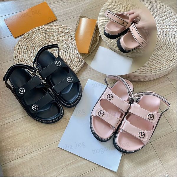 designer sandal platforms shoe for girls fashion holiday beach slipper emboss embroid letter elevating sandals with box 35-42, Black
designer sandal platforms shoe for girls fashion holiday beach slipper emboss embroid letter elevating sandals with box 35-42, Black