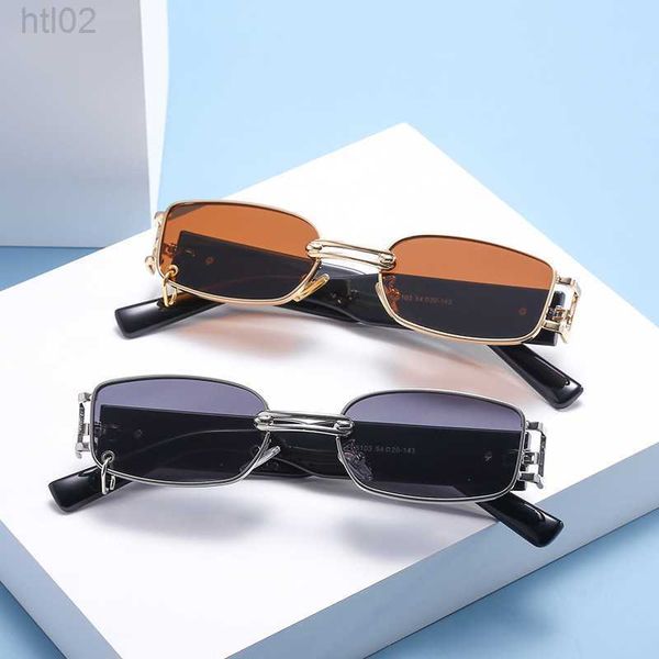 2023 new sunglasses and sunglasses ring buckle fashion style metal box optical frame 85103, White;black
2023 new sunglasses and sunglasses ring buckle fashion style metal box optical frame 85103, White;black