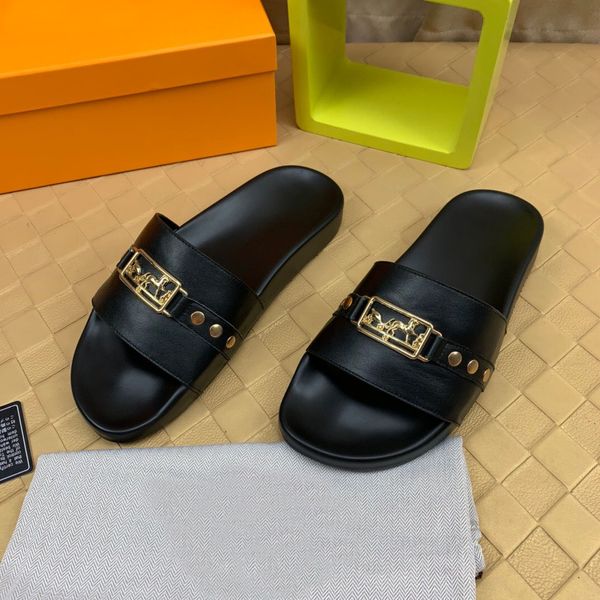 2023 men classic slippers mens brand designer thick rubber sandals platform summer casual fashion scuffs size 38-46, Black
2023 men classic slippers mens brand designer thick rubber sandals platform summer casual fashion scuffs size 38-46, Black
