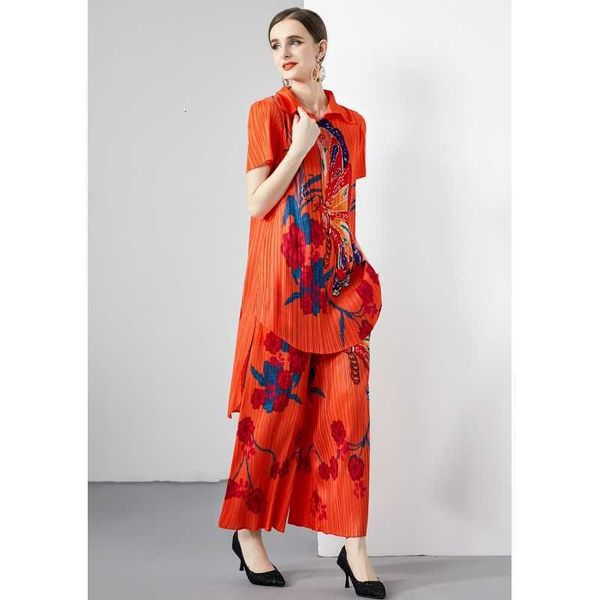 new 2023 summer women's sanzhai ruffle original quality printing set high end fashion two piece set, Black;gray
new 2023 summer women's sanzhai ruffle original quality printing set high end fashion two piece set, Black;gray