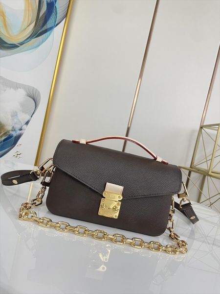 10a designer postman bag women's fashion luxury leather eastwest tis diagonal handbags ladies shoulder bags golden buckle crossbody bag
10a designer postman bag women's fashion luxury leather eastwest tis diagonal handbags ladies shoulder bags golden buckle crossbody bag