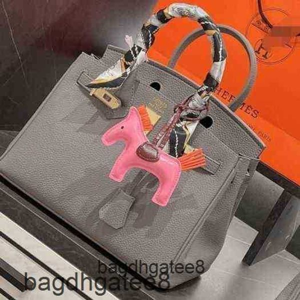 2023 berkin birkins bags shoulder lychee designer cow pattern leather bag scarf fashion aju1
2023 berkin birkins bags shoulder lychee designer cow pattern leather bag scarf fashion aju1