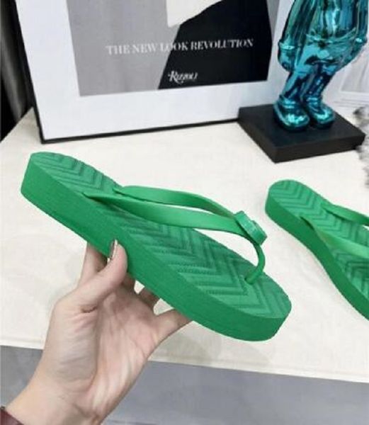 2024 new ladies beach slides fashion v-shaped flip flop sandals size 35-42, Black
2024 new ladies beach slides fashion v-shaped flip flop sandals size 35-42, Black
