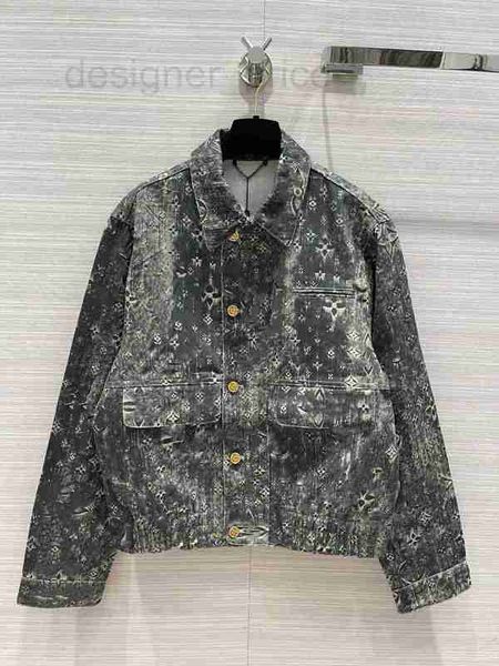 women's jackets designer milan runway new autumn winter lapel neck long sleeve print coats brand same style outerwear 4cd3, Black;brown
women's jackets designer milan runway new autumn winter lapel neck long sleeve print coats brand same style outerwear 4cd3, Black;brown