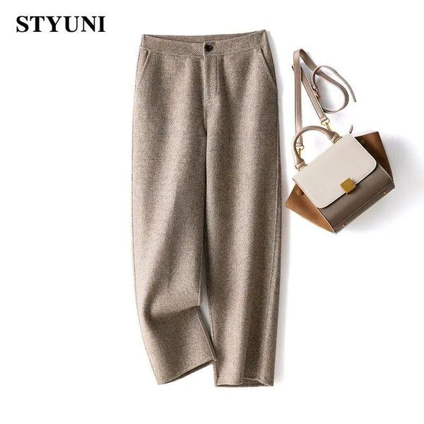 capris khaki woolen thick warm loose straight solid vintage women's pants high waist anklelength autumn winter pants for women 2022, Black;white
capris khaki woolen thick warm loose straight solid vintage women's pants high waist anklelength autumn winter pants for women 2022, Black;white