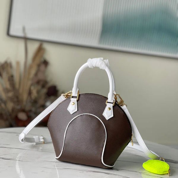 2023 new fashion designer crossbody bag genuine leather handbag 26cm luxury shoulder bag composite bag with high quality
2023 new fashion designer crossbody bag genuine leather handbag 26cm luxury shoulder bag composite bag with high quality