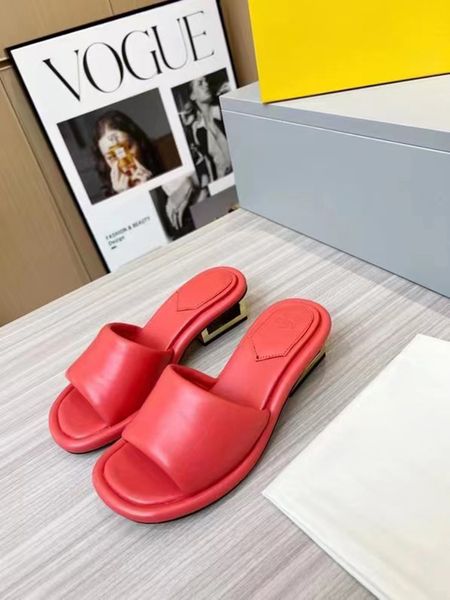 europ designer jelly women's flat sandal slippers, made of transparent materials, fashionable, and lovely, sunny beach woman shoes slip, Black
europ designer jelly women's flat sandal slippers, made of transparent materials, fashionable, and lovely, sunny beach woman shoes slip, Black