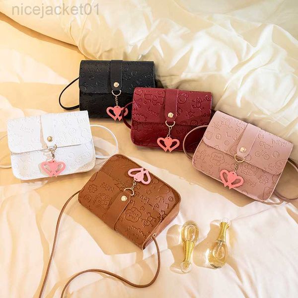 women's bag bags heart shaped pendant embossed small square bag 2022 new fashion versatile pu shoulder bag
women's bag bags heart shaped pendant embossed small square bag 2022 new fashion versatile pu shoulder bag