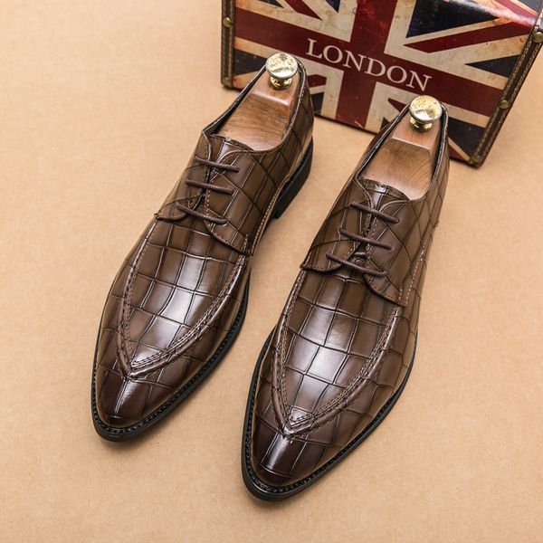 chaussure luxenew mens business brogues shoes high grade pointed toe vintage genuine leather shoes men formal wear oxford shoes, Black
chaussure luxenew mens business brogues shoes high grade pointed toe vintage genuine leather shoes men formal wear oxford shoes, Black
