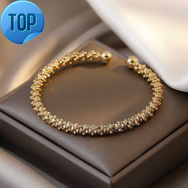 vershal d095 18k gold plated european style twisted irregular cuff bracelet for women, Silver
vershal d095 18k gold plated european style twisted irregular cuff bracelet for women, Silver
