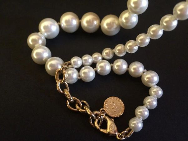 fashion classic 100th anniversary designer pearl necklace for women party wedding lovers mother's day gift jewelry for bride with flann, Silver
fashion classic 100th anniversary designer pearl necklace for women party wedding lovers mother's day gift jewelry for bride with flann, Silver