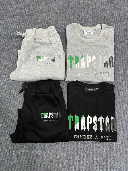 streetwear men's t-shirt hip hop tshirt trapstar high street women crop clothing y2k clothes harajuku short sleeve t shirt, White;black
streetwear men's t-shirt hip hop tshirt trapstar high street women crop clothing y2k clothes harajuku short sleeve t shirt, White;black