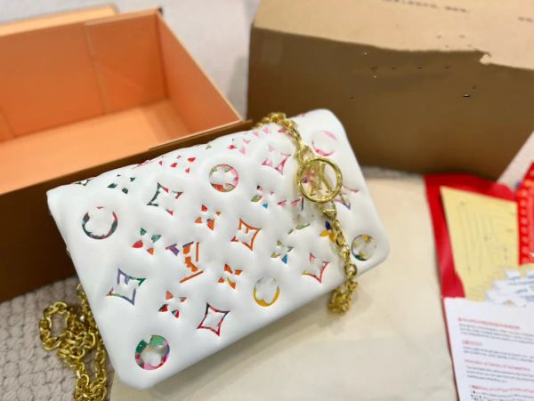 genuine leather coussin chain bag flap handbag luxury designer purses women's mens classic tote messenger fashion handbags embossed sho
genuine leather coussin chain bag flap handbag luxury designer purses women's mens classic tote messenger fashion handbags embossed sho