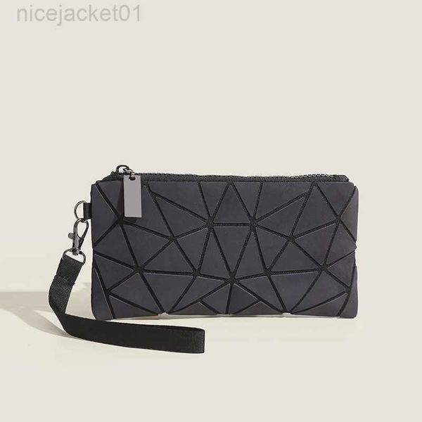 small bag women's bag fashion nightlight handheld bag 2023 new trend niche ins zero wallet
small bag women's bag fashion nightlight handheld bag 2023 new trend niche ins zero wallet