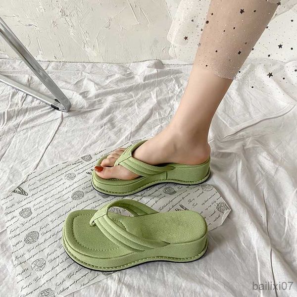 slippers shoes rubber flip slippers casual platform women slides hawaiian luxury summer flat fashion female slope heel, Black
slippers shoes rubber flip slippers casual platform women slides hawaiian luxury summer flat fashion female slope heel, Black