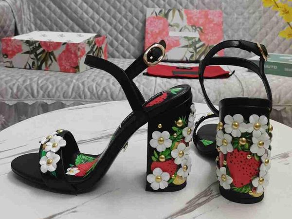 realfine888 sandals 5a ddg5616420 flowers .5cm high heels sandal slippers fashion shoes for women size 35-43, Black
realfine888 sandals 5a ddg5616420 flowers .5cm high heels sandal slippers fashion shoes for women size 35-43, Black