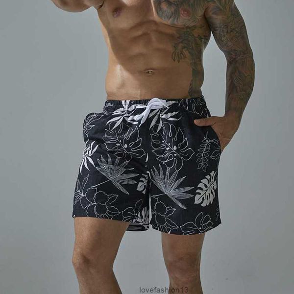 loose surfing shorts large print men's five piece swimming pants beach belt lining, White;black
loose surfing shorts large print men's five piece swimming pants beach belt lining, White;black