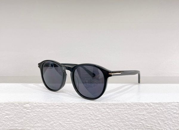 womens sunglasses for women men sun glasses mens fashion style protects eyes uv400 lens with random box and case 834, White;black
womens sunglasses for women men sun glasses mens fashion style protects eyes uv400 lens with random box and case 834, White;black