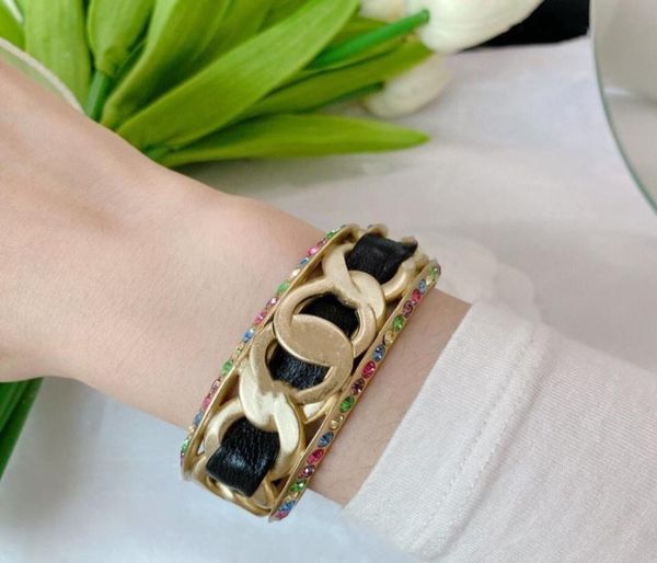 vintange luxury brand party jewelry singature name cuff bangle light gold rainbow crystal sign name bracelet women accessories4341576, Black
vintange luxury brand party jewelry singature name cuff bangle light gold rainbow crystal sign name bracelet women accessories4341576, Black