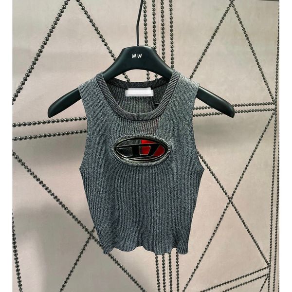 new23ss niche design ie style women's tanks camis chest wipe hollowed out gold wire elastic vest trendy sense black silver, White
new23ss niche design ie style women's tanks camis chest wipe hollowed out gold wire elastic vest trendy sense black silver, White