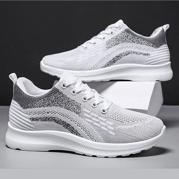 men's running shoes are lightweight and comfortable.with lightweight shock absorption white black and grey outdoor sports 2shoes for me
men's running shoes are lightweight and comfortable.with lightweight shock absorption white black and grey outdoor sports 2shoes for me