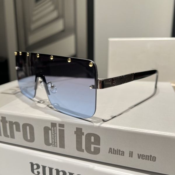 black cyclone mask sunglasses fashion couple designer sunglasses for women mens new original packaging with box label8381, White;black
black cyclone mask sunglasses fashion couple designer sunglasses for women mens new original packaging with box label8381, White;black
