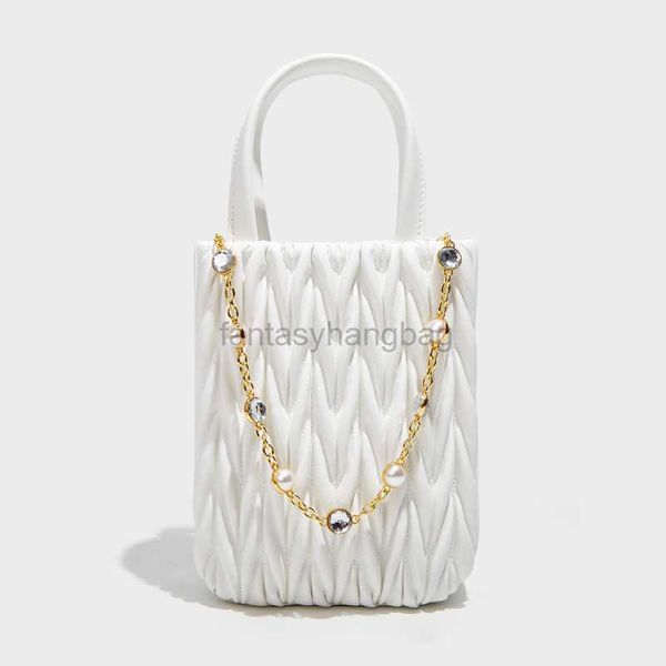 miu bag miu genuine leather bucket bag pearl chain handheld shoulder bag miu miao fold small fresh women's bag
miu bag miu genuine leather bucket bag pearl chain handheld shoulder bag miu miao fold small fresh women's bag