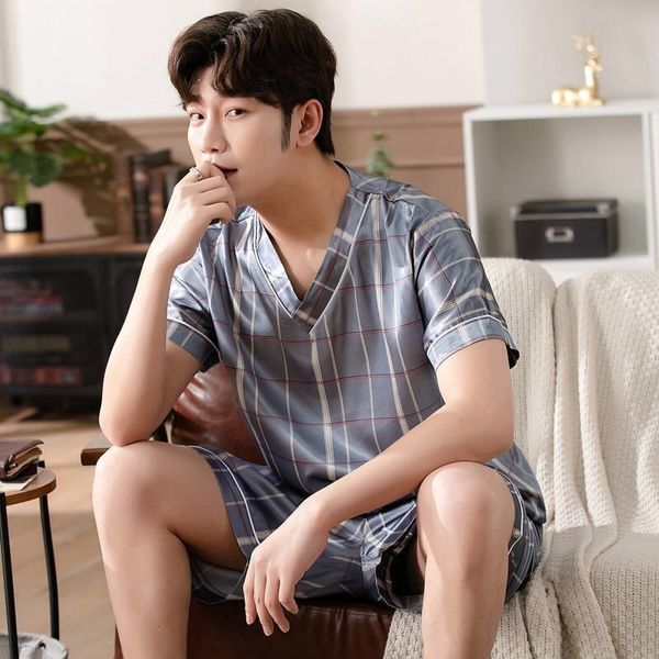 men's sleepwear ice silk pajamas v-neck pullover summer short-sleeved thin silk men's casual large size homewear suit sleepwear me, Black;brown
men's sleepwear ice silk pajamas v-neck pullover summer short-sleeved thin silk men's casual large size homewear suit sleepwear me, Black;brown