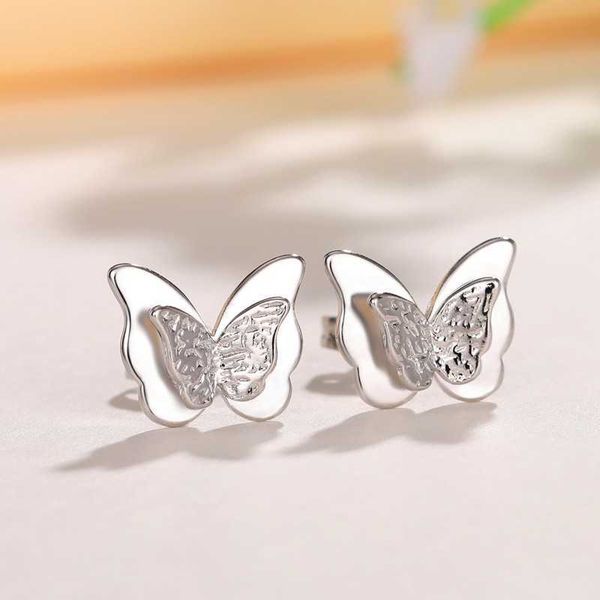 stud huitan exquisite butterfly stud earrings for women 3 metal colors daily wear temperament sweet girls earrings trendy jewelry new z0517, Golden;silver
stud huitan exquisite butterfly stud earrings for women 3 metal colors daily wear temperament sweet girls earrings trendy jewelry new z0517, Golden;silver