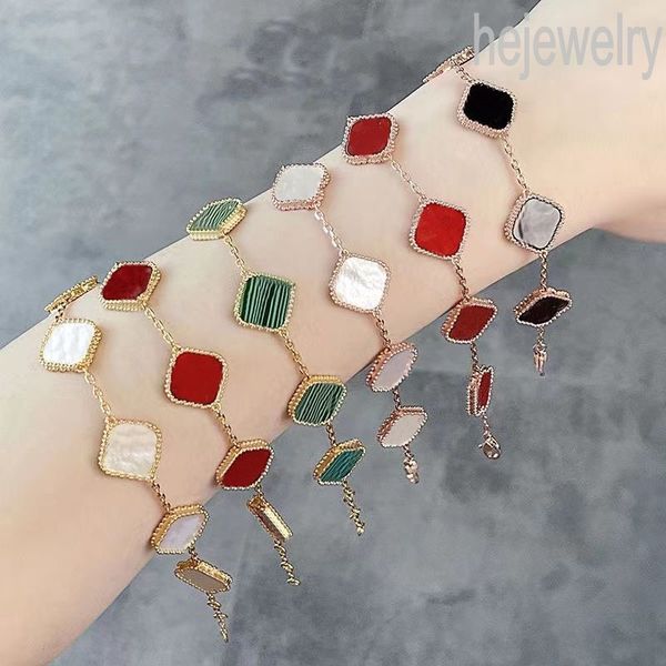 white mens bracelet luxury clovers bracelets plated golden jewelry womens esthetic link chain four leaf designer bracelet men charming coupl, Golden;silver
white mens bracelet luxury clovers bracelets plated golden jewelry womens esthetic link chain four leaf designer bracelet men charming coupl, Golden;silver