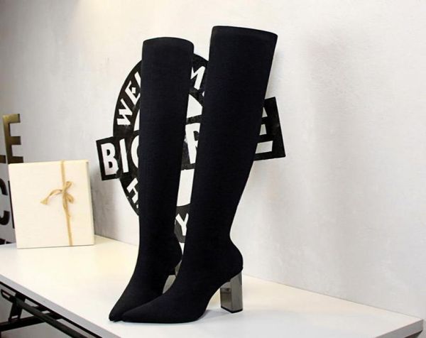 premium ankle martin boots kneelength wool tactical hiking boot stylish black silver checkerboard shoes are packaged with classi5408642
premium ankle martin boots kneelength wool tactical hiking boot stylish black silver checkerboard shoes are packaged with classi5408642
