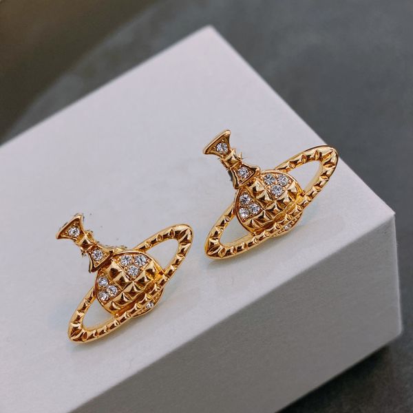 designer stud earrings vivian luxury women fashion high-quality jewelry gold earing pearl earring cjeweler westwood woman 23, Golden;silver
designer stud earrings vivian luxury women fashion high-quality jewelry gold earing pearl earring cjeweler westwood woman 23, Golden;silver