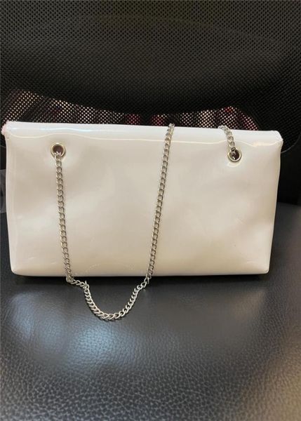 classic style cosmetic bags white and pink pu coat of paint chain bag women handbag cosmetic makeup storage case vip gift bag3156772
classic style cosmetic bags white and pink pu coat of paint chain bag women handbag cosmetic makeup storage case vip gift bag3156772