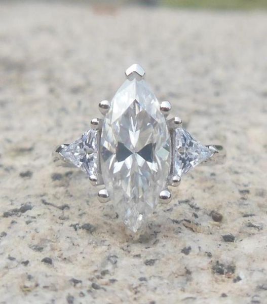 on three stones ring 14k white gold 6x13mm marquise df color moissanite engagement ring for women9798802, Golden;silver
on three stones ring 14k white gold 6x13mm marquise df color moissanite engagement ring for women9798802, Golden;silver