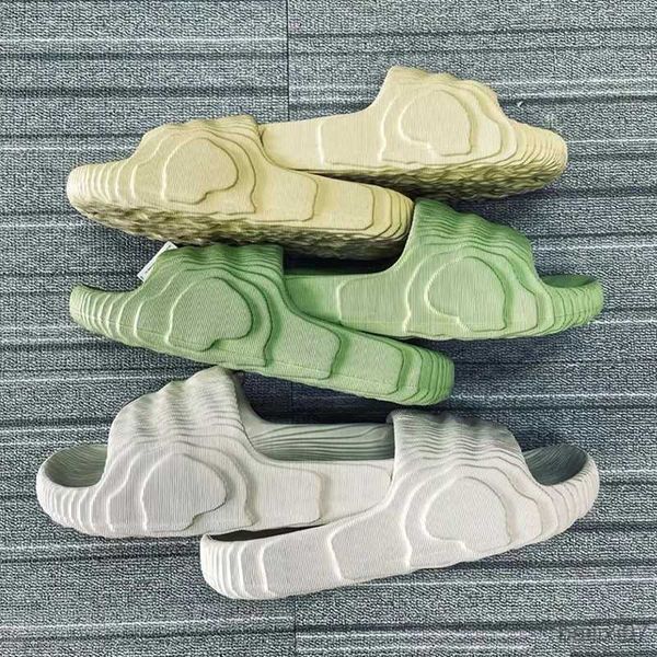 slippers summer fashion indoor high soft bottom large size men's anti-slip sandals women's beach couple slippers, Black
slippers summer fashion indoor high soft bottom large size men's anti-slip sandals women's beach couple slippers, Black