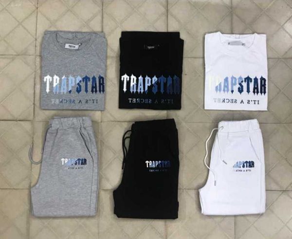 men's t-shirts 2023 trapstar oversized suit tracksuit sets men sleeve shorts summer sportswear jogging pants streetwear clothing breath, White;black
men's t-shirts 2023 trapstar oversized suit tracksuit sets men sleeve shorts summer sportswear jogging pants streetwear clothing breath, White;black