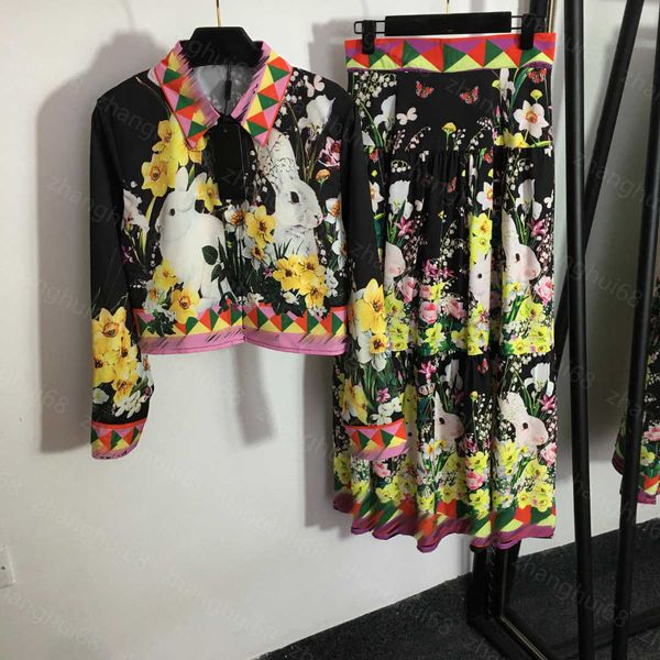 23ss womens designer clothing skirt set rabbit flower print lapel long sleeve shirt high waist hemline skirt sets womens clothing, White
23ss womens designer clothing skirt set rabbit flower print lapel long sleeve shirt high waist hemline skirt sets womens clothing, White
