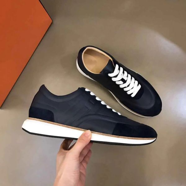 2023 perfect nice easy men sneaker shoes calfskin & suede goatskin rubber sole chic sports outdoor trainers eu 38-46 shoebox, Black
2023 perfect nice easy men sneaker shoes calfskin & suede goatskin rubber sole chic sports outdoor trainers eu 38-46 shoebox, Black
