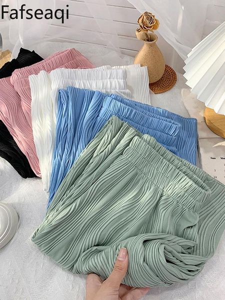 capris 2023 summer beige pants baggy wide trousers for women water ripples ice silk straight pants classic chic and elegant woman pants, Black;white
capris 2023 summer beige pants baggy wide trousers for women water ripples ice silk straight pants classic chic and elegant woman pants, Black;white
