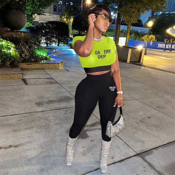 new arrivals womens designer tracksuit sports two piece set summer letter printing short sleeve fashion splice tight hip lifting pants suit, White
new arrivals womens designer tracksuit sports two piece set summer letter printing short sleeve fashion splice tight hip lifting pants suit, White