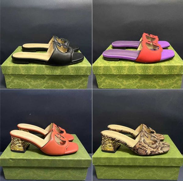 2023 slipper luxury designer leather ladies sandals summer flat shoes fashion beach women slippers letter drag 35-42, Black
2023 slipper luxury designer leather ladies sandals summer flat shoes fashion beach women slippers letter drag 35-42, Black