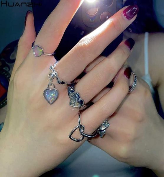 huanzhi 2020 new trendy dangle heart belt silver color plated vintage bead butterfly metal rings for women girls jewelry q07088372941
huanzhi 2020 new trendy dangle heart belt silver color plated vintage bead butterfly metal rings for women girls jewelry q07088372941