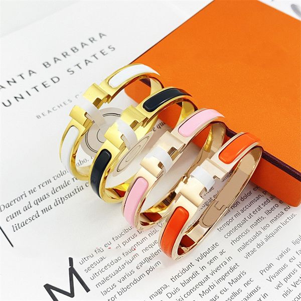 high version enamel letter bracelet gold fashionable women's bangle women's love jewelry can be paired with velvet bags, Black
high version enamel letter bracelet gold fashionable women's bangle women's love jewelry can be paired with velvet bags, Black