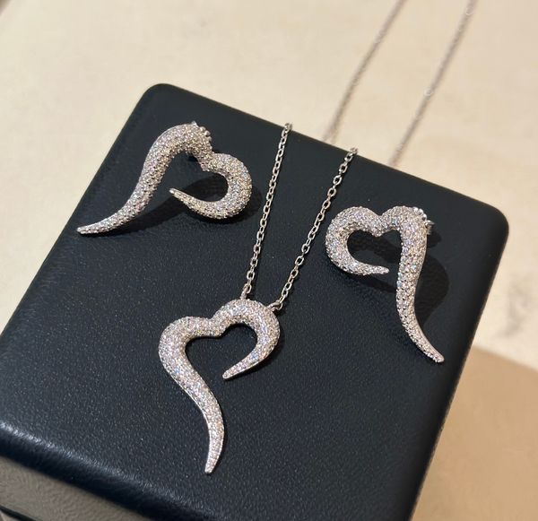 new pendant necklace fashionable and charming women's earnail necklace set 001, Silver
new pendant necklace fashionable and charming women's earnail necklace set 001, Silver