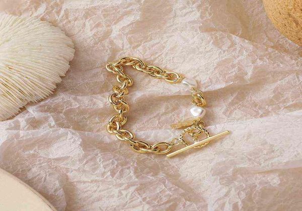 europe and america fashion girl women039s jewelry personality simple metal texture chain imitation pearl bracelet accessories2088100, Black
europe and america fashion girl women039s jewelry personality simple metal texture chain imitation pearl bracelet accessories2088100, Black
