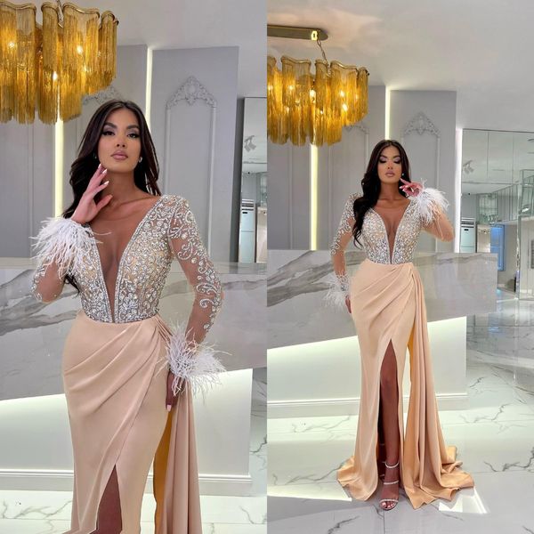 champagne beaded split prom dresses 2023 arabic feather long sleeve evening gowns chic women party dress, Black
champagne beaded split prom dresses 2023 arabic feather long sleeve evening gowns chic women party dress, Black