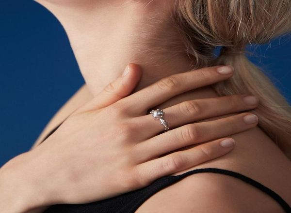 new s925 silver love thorn ring men and women simple white gold plated metallic ring4250349
new s925 silver love thorn ring men and women simple white gold plated metallic ring4250349