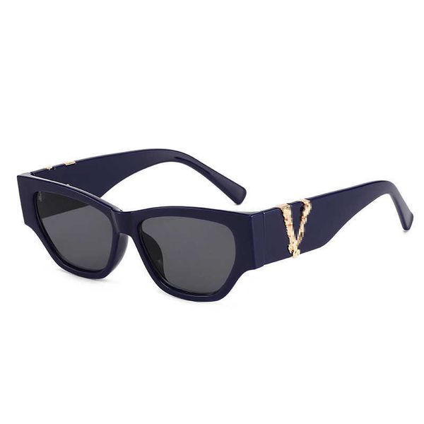 new cat's eye personalized women's v-letter decoration head fashion sunglasses, White;black
new cat's eye personalized women's v-letter decoration head fashion sunglasses, White;black