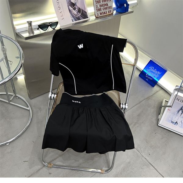 designer women's two piece pants sports suit women's summer loose casual short sleeve sets style small slim whit high waist shorts, White
designer women's two piece pants sports suit women's summer loose casual short sleeve sets style small slim whit high waist shorts, White